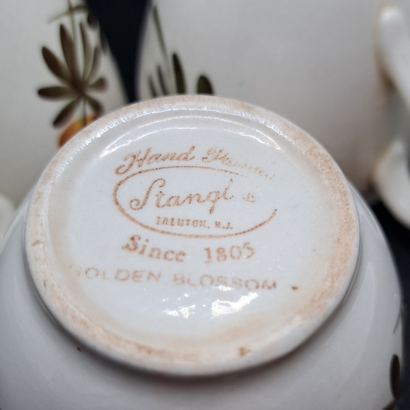 Vintage Stangl Golden Blossom 3 Tea / Coffee Cups - Picture 6 of 6